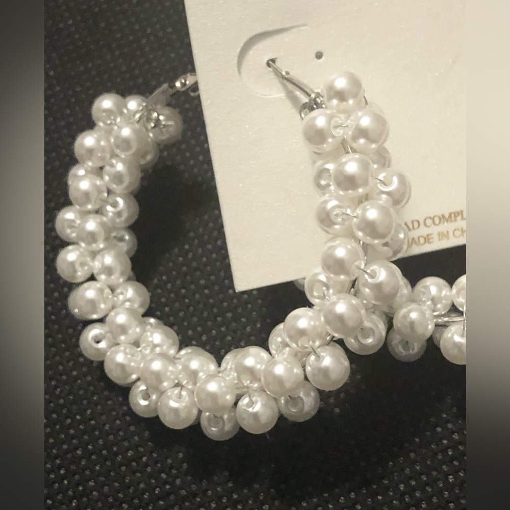 Natasha faux white oversized pearl silver plated‎ hoop earrings new - Picture 14 of 15